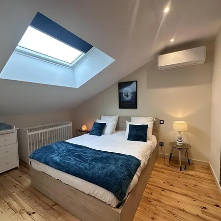 Cosy Avec Spa, Animaux Acceptes Et Parking Ferme - Fr-1-489-467 * Saint-Leon (Allier)