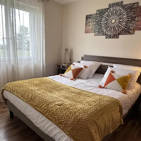 Cosy Avec Spa, Animaux Acceptes Et Parking Ferme - Fr-1-489-467 Saint-Leon (Allier)